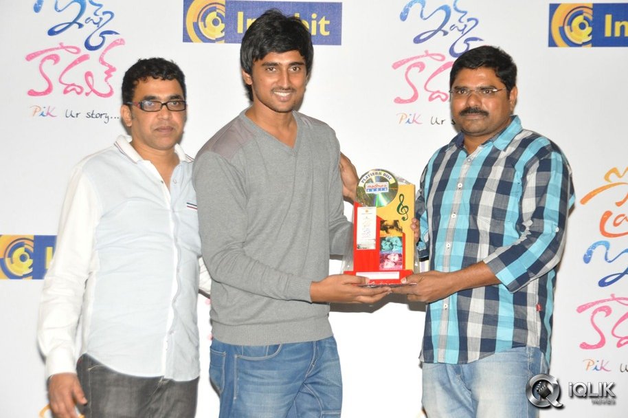 Prema-Ishq-Kaadhal-Platinum-Disc-Function